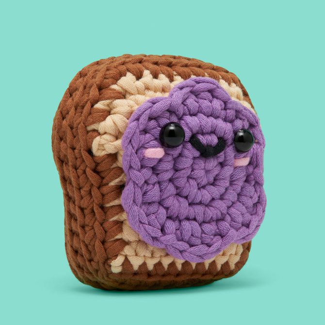Bonnie the Jelly Crochet Kit - Image 2