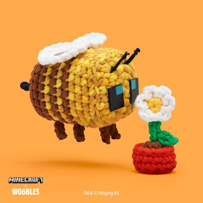 Tiny Minecraft Potted Daisy Accessory Kit - Image 2
